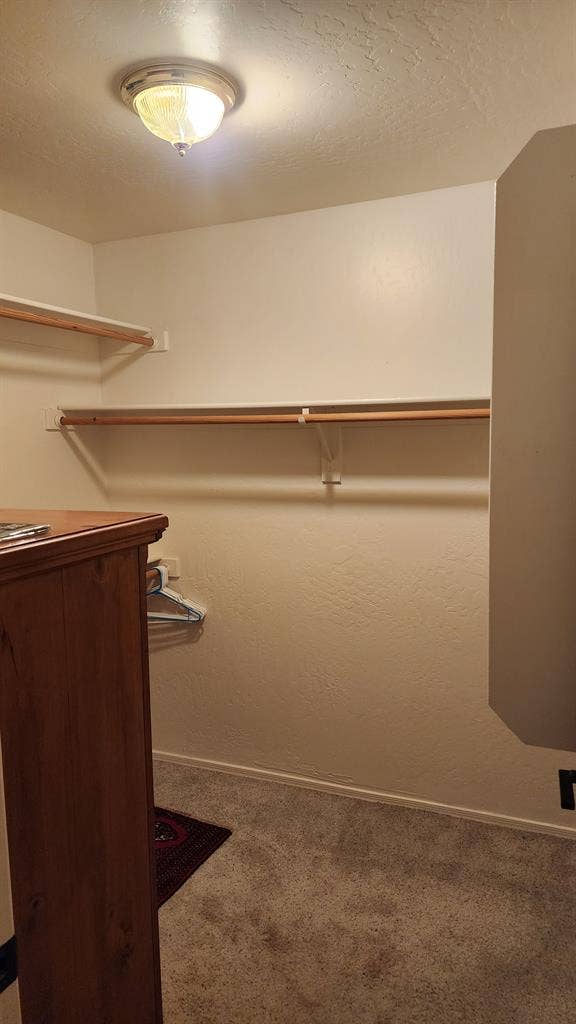 Ensuite bedroom on preserve
