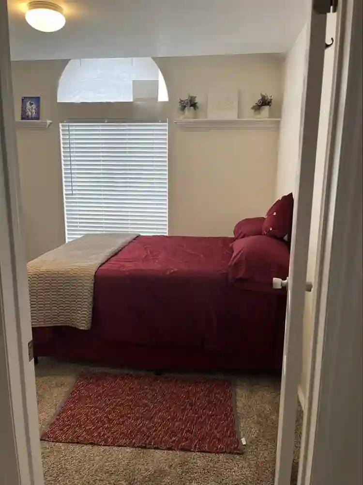 Bright & Comfortable Private Room