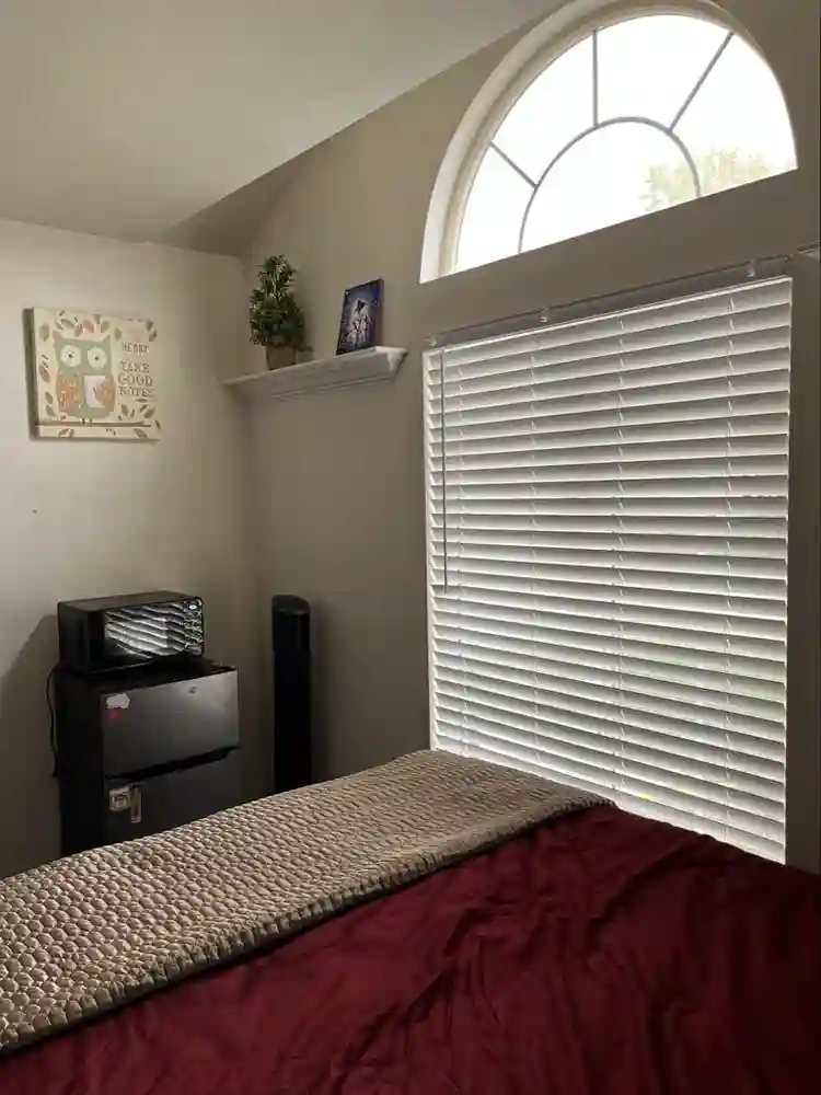 Bright & Comfortable Private Room