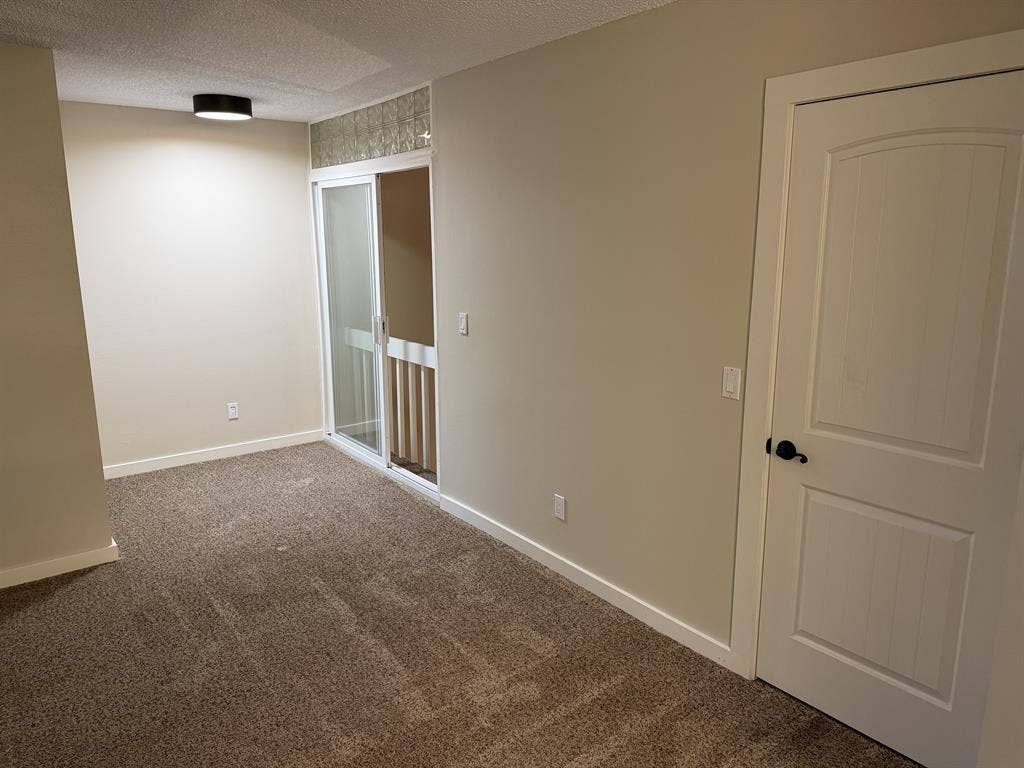 HUGE MASTER BEDROOM w/ Loft