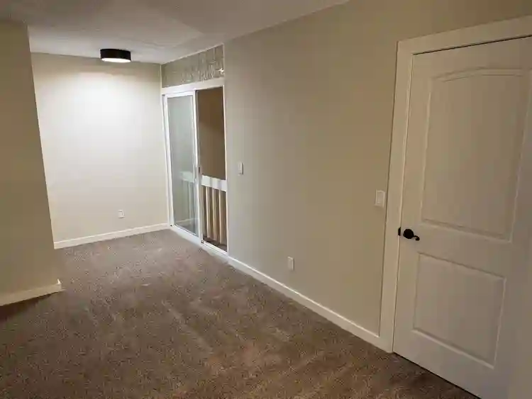 HUGE MASTER BEDROOM w/ Loft