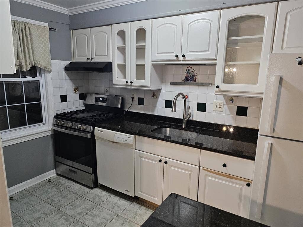 Condominium for rent