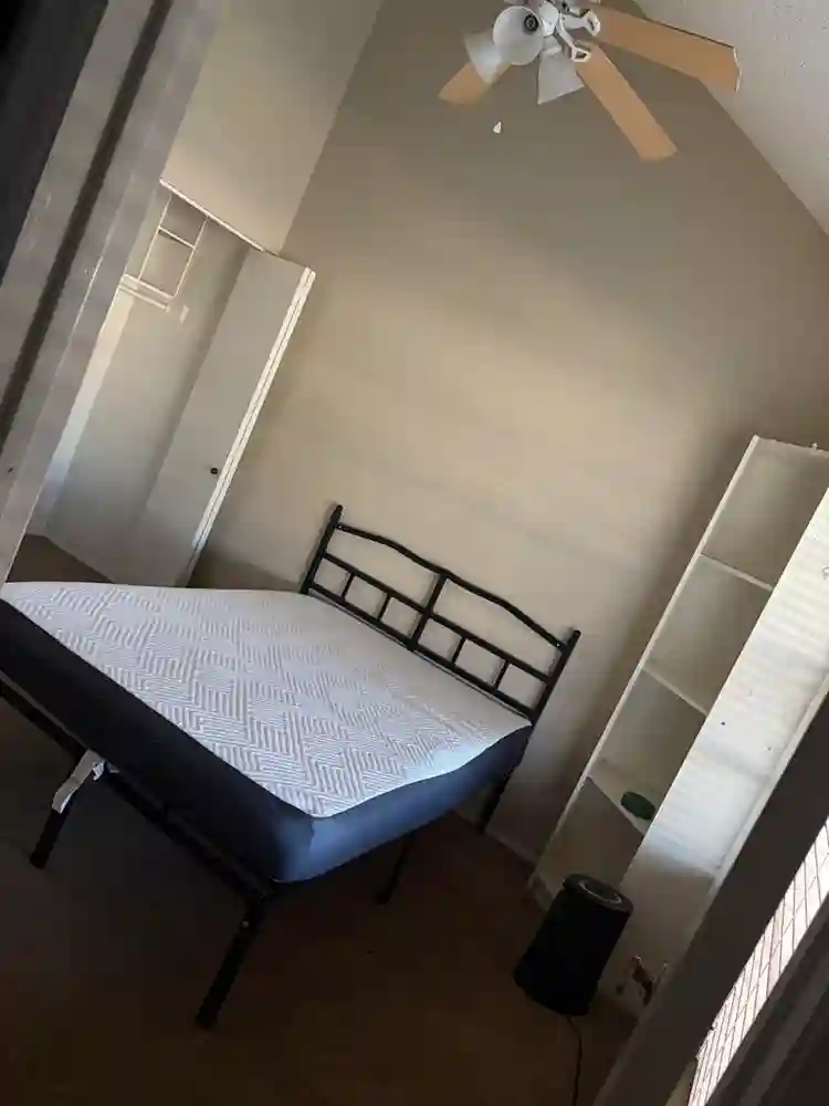 Room for rent available for one
