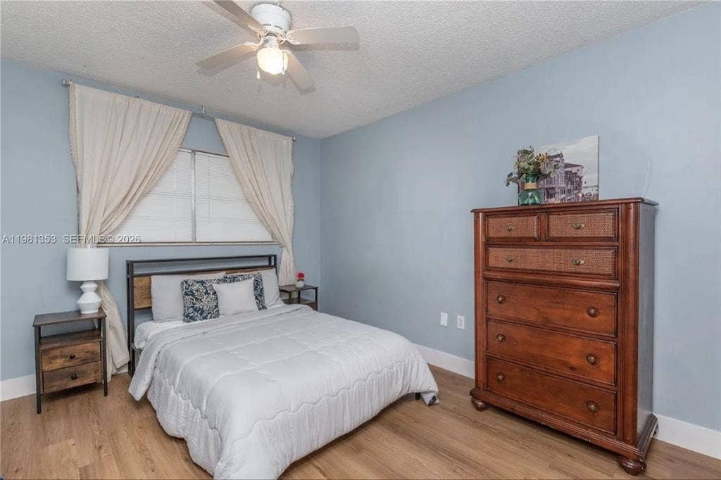 ✨ Private Room in Renovated Condo ✨