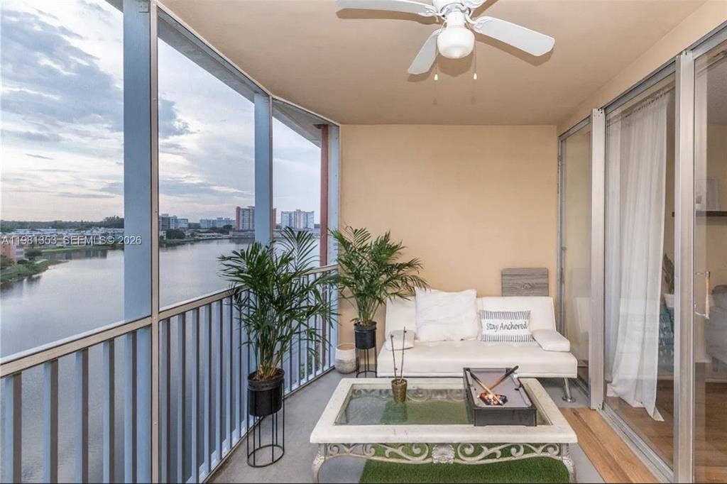 ✨ Private Room in Renovated Condo ✨