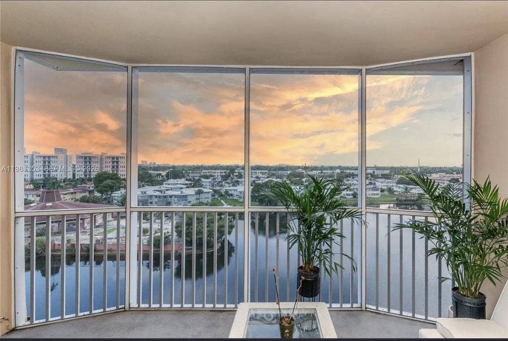 ✨ Private Room in Renovated Condo ✨