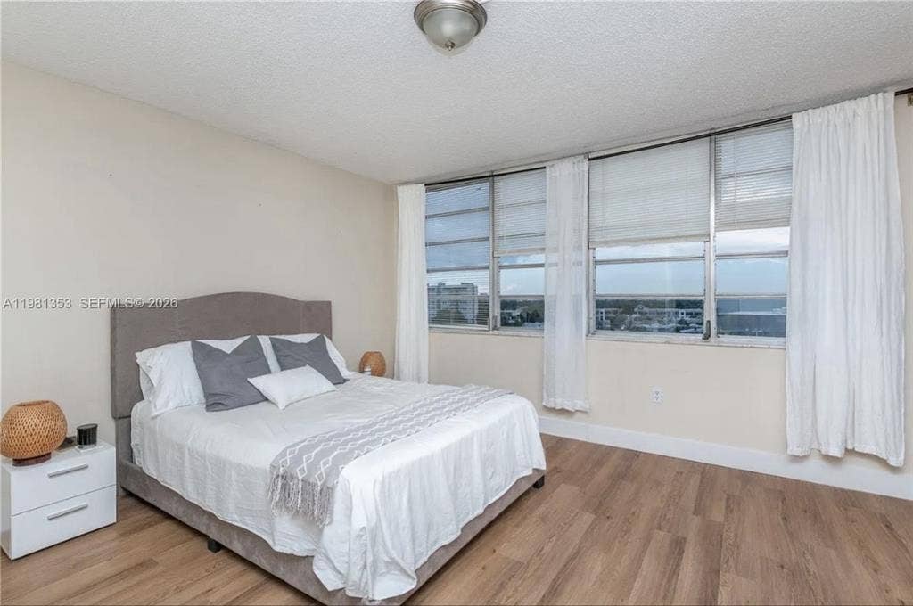 ✨ Private Room in Renovated Condo ✨