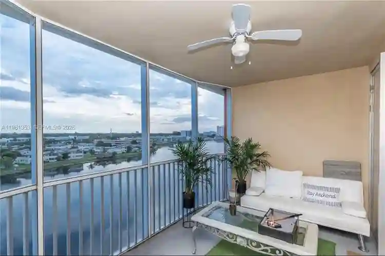 ✨ Private Room in Renovated Condo ✨