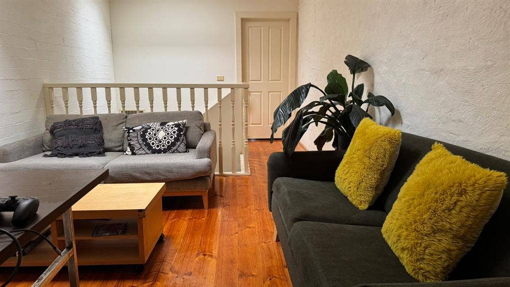 Sunny St Kilda Room Private Terrace
