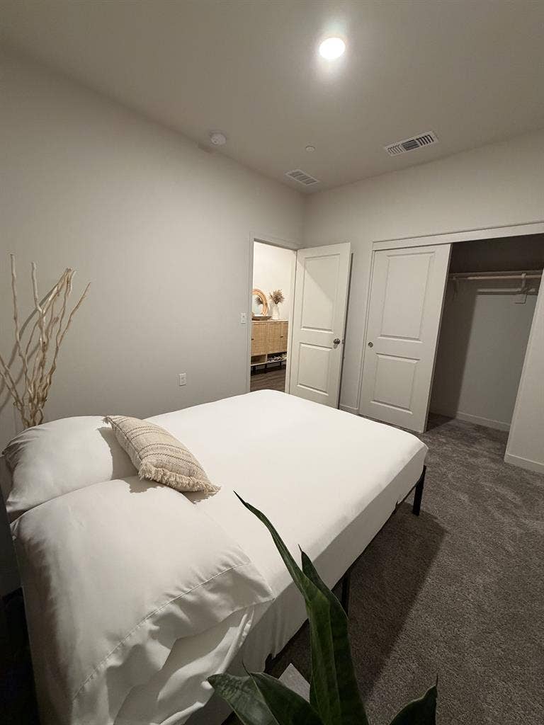 Furnished Room | Utilities Incl.