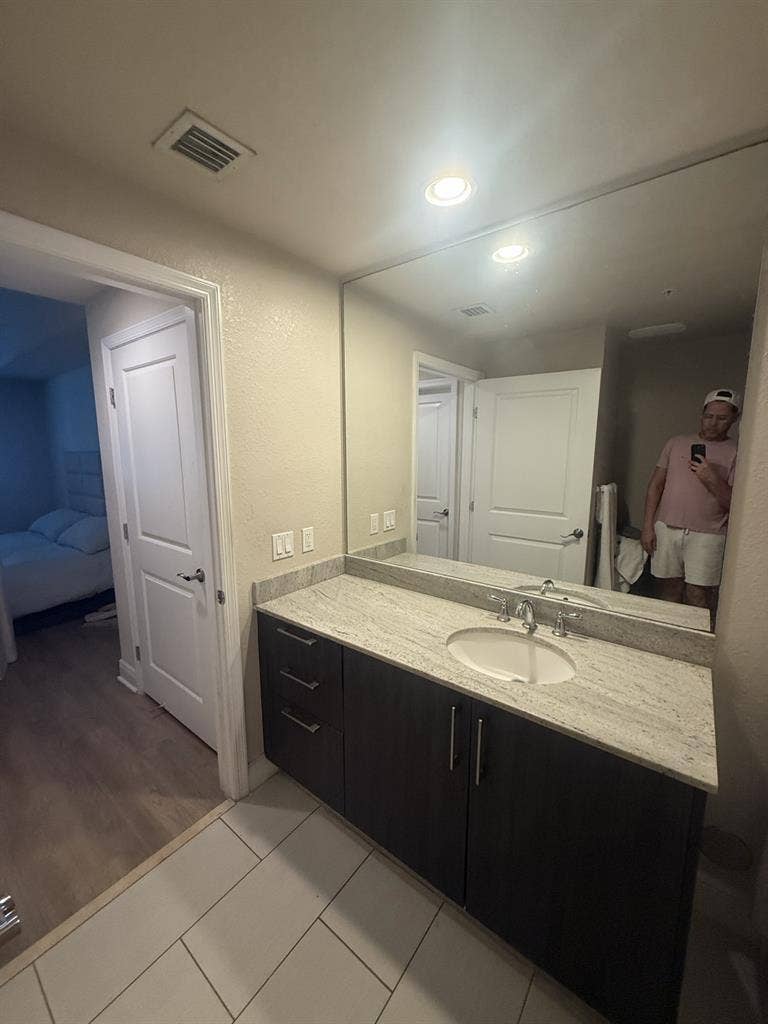 Master Room Furnished Brickel