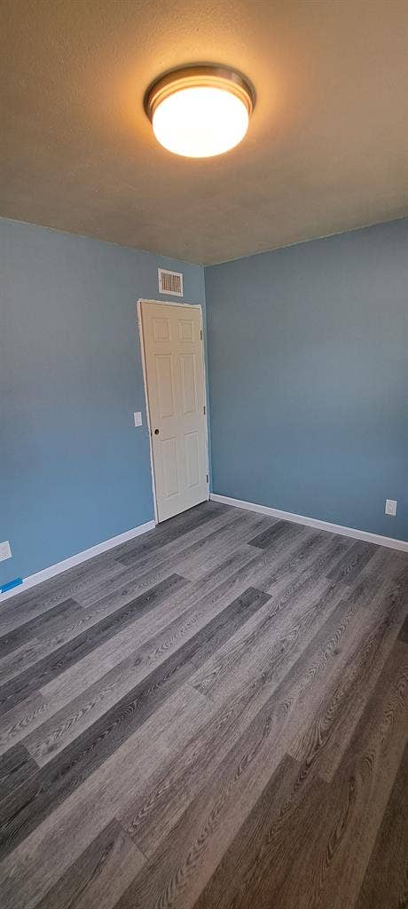 Newly renovated room for rent