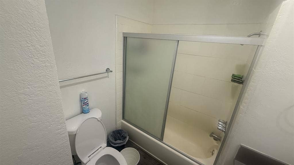 Looking for female roommate ASAP