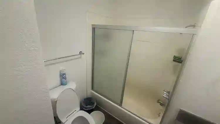 Looking for female roommate ASAP
