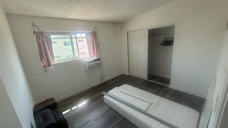 Looking for female roommate ASAP