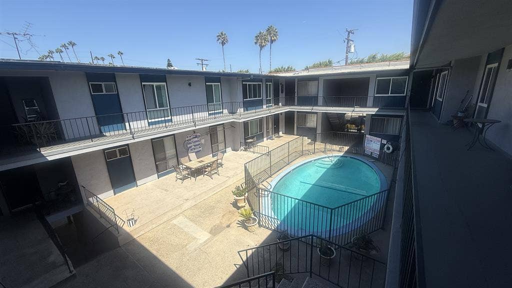 Looking for female roommate ASAP