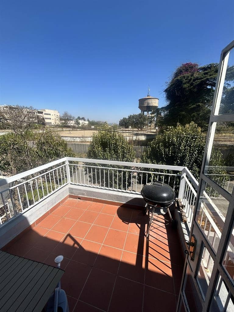 Room to rent in Illovo