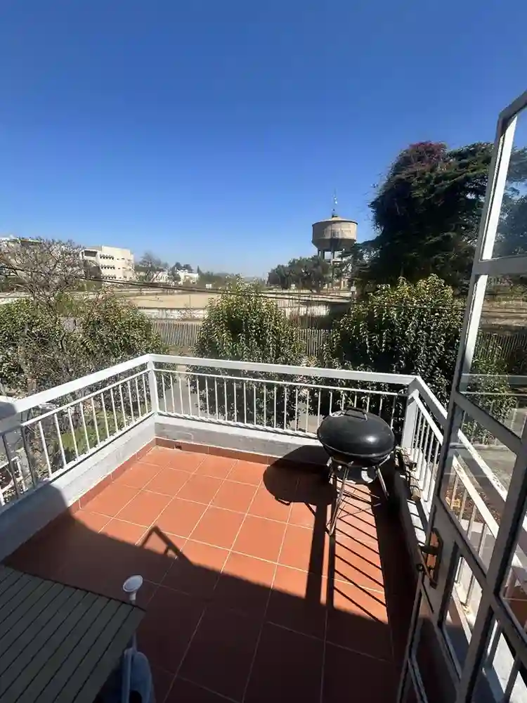 Room to rent in Illovo