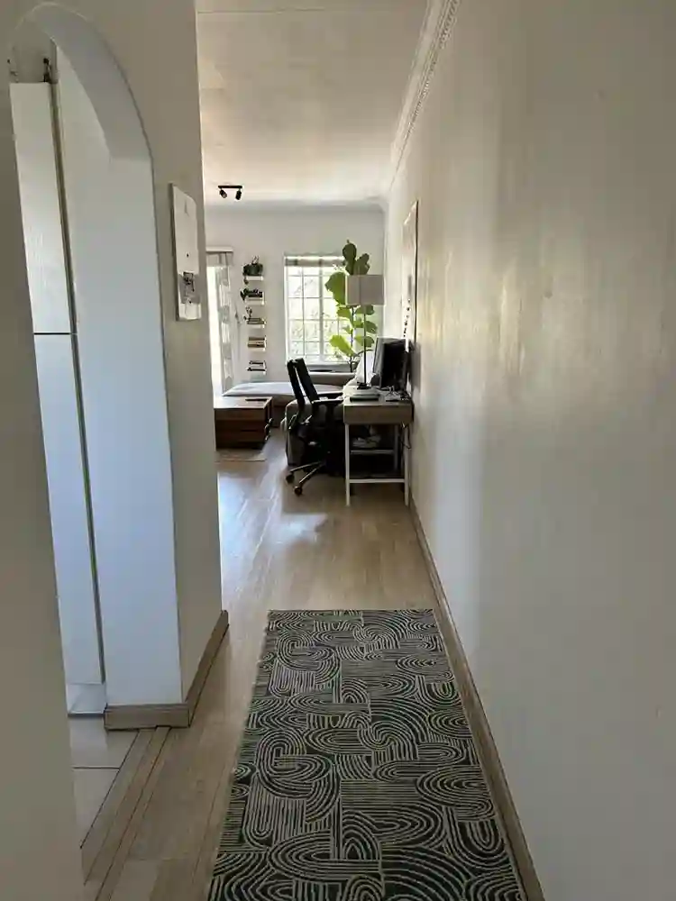 Room to rent in Illovo
