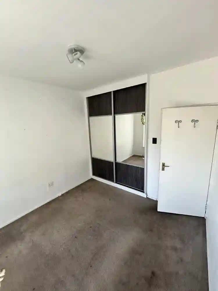Room to rent in Illovo