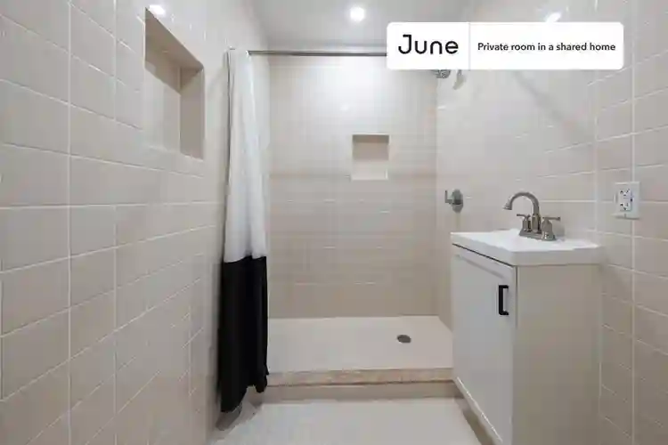 4 BR in New York City