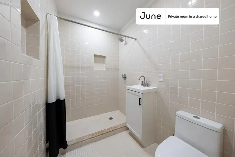 4 BR in New York City