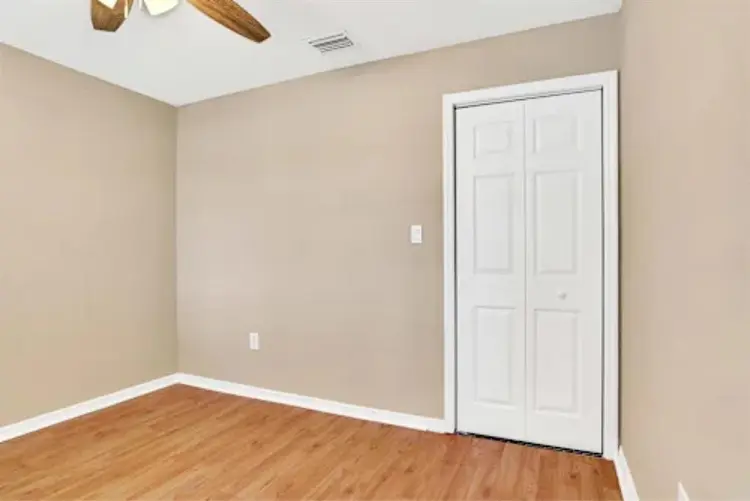 Room for Rent Including Utilities