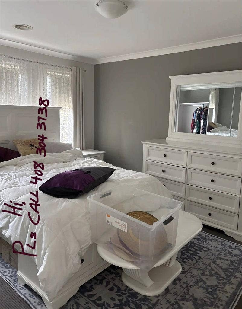 Please call me: 1 Private bedroom