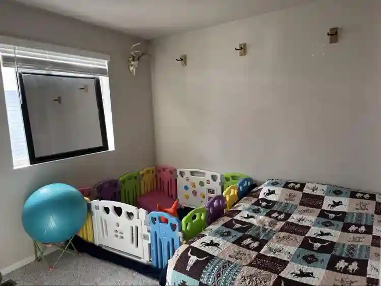 Need a roommate asap