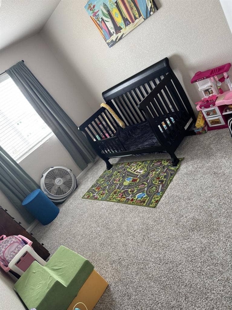 Need a roommate asap