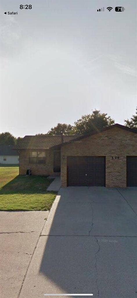 Roommate needed in Troy IL