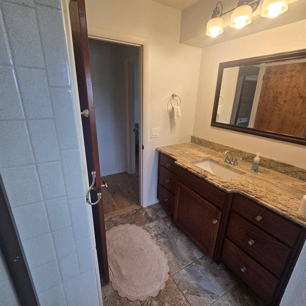 Unfurnished Room in Private Home