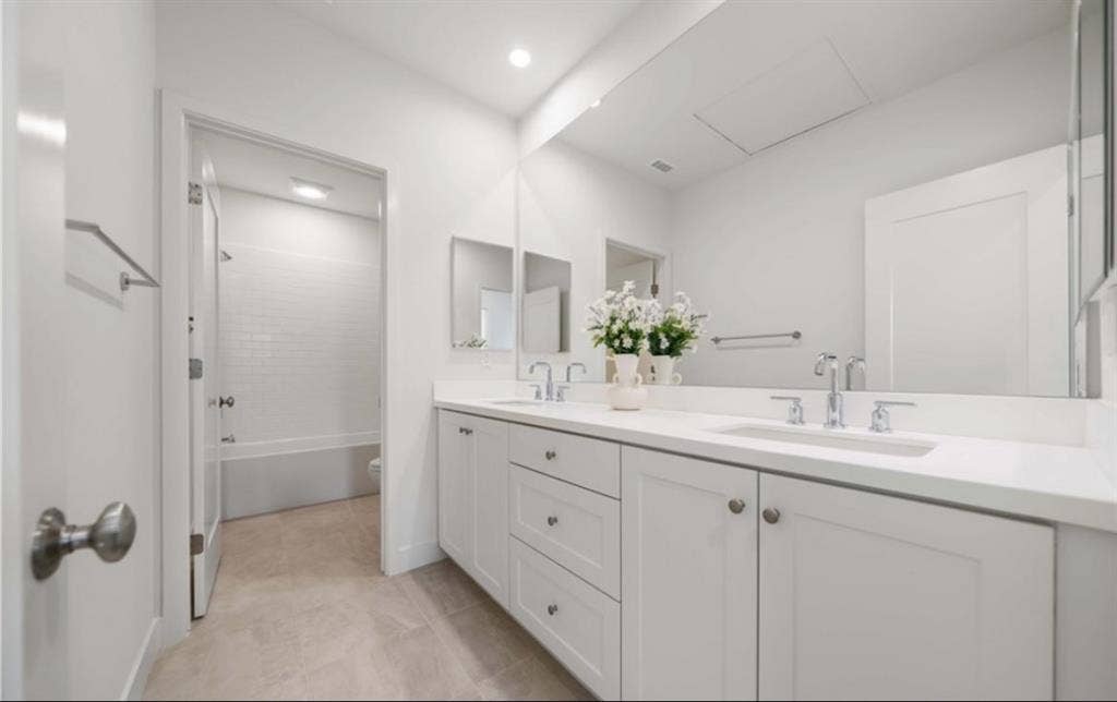 New private room w/ private bath