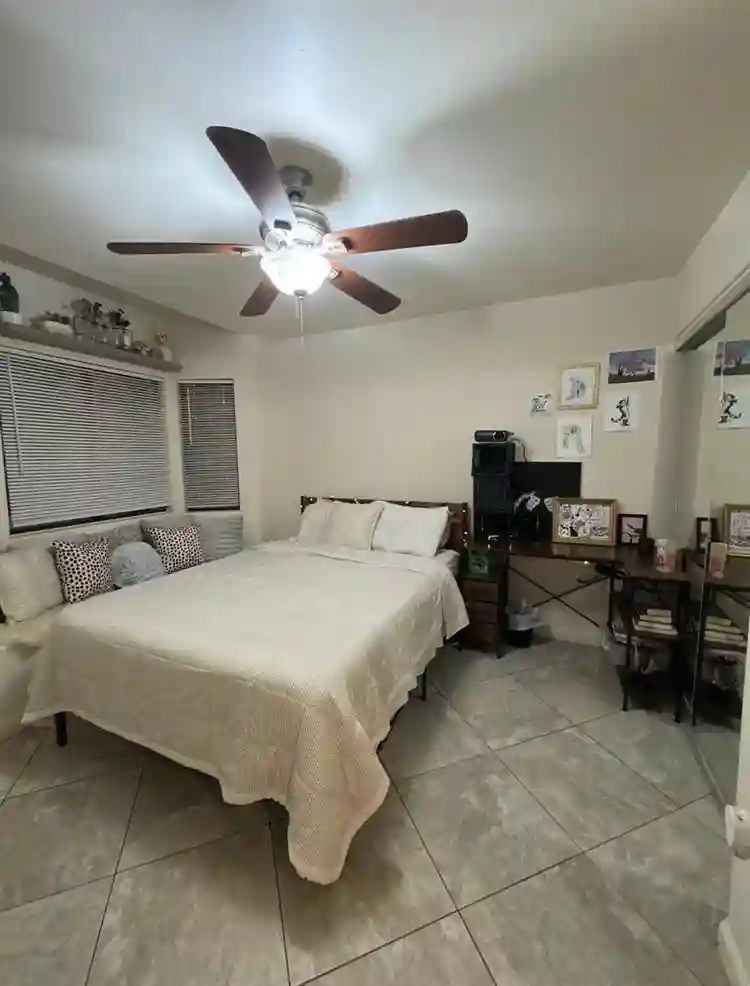 Month to month room in Tempe