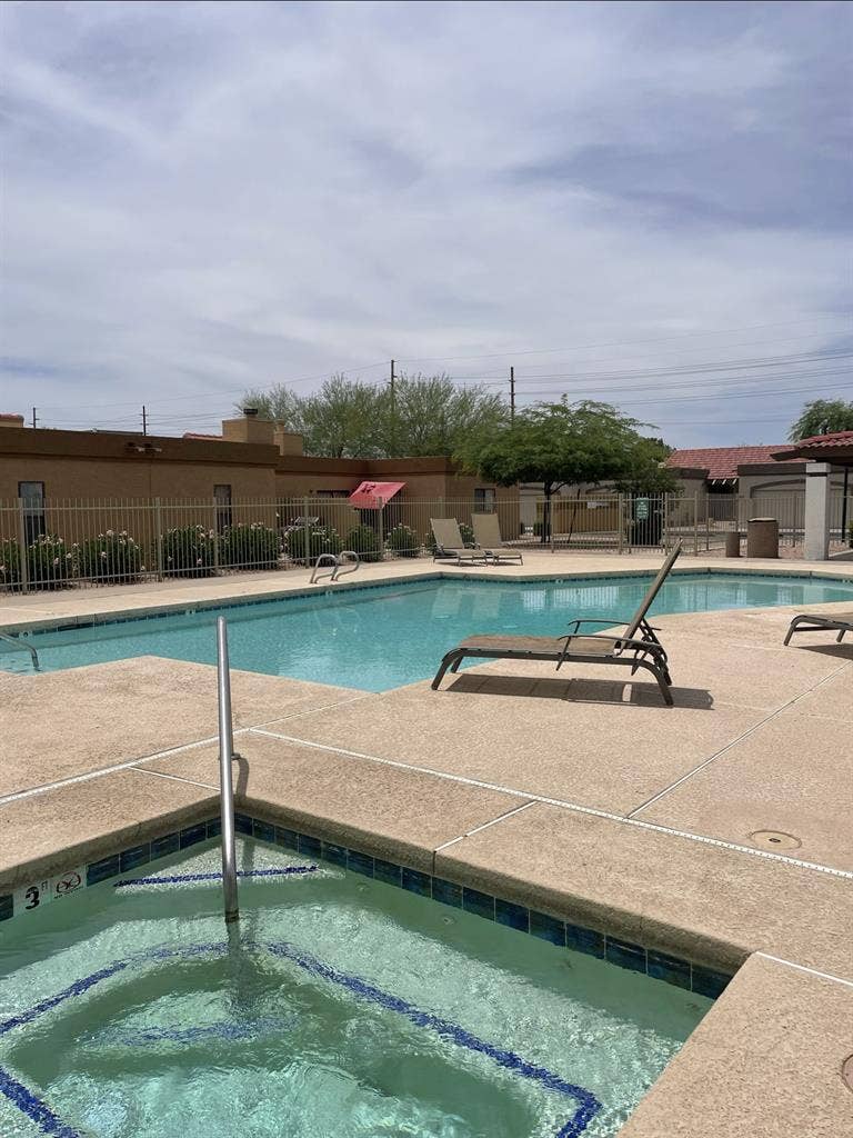 Month to month room in Tempe