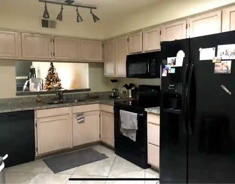 Month to month room in Tempe