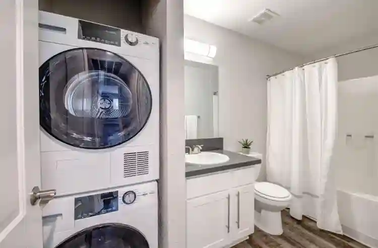 1 room available with bathroom