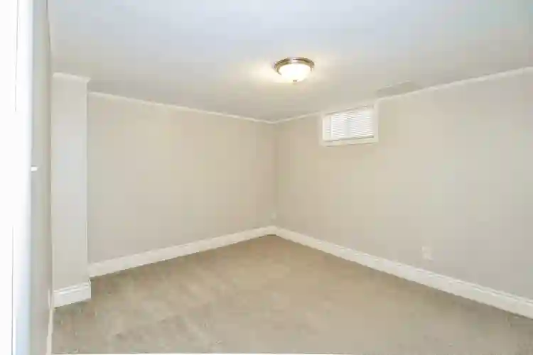 WHOLE HOUSE READY TO RENT ASAP