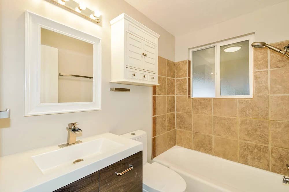 WHOLE HOUSE READY TO RENT ASAP