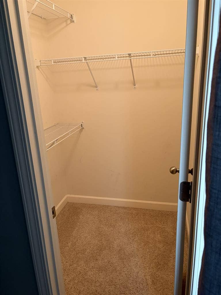 Master bedroom/Private Bath