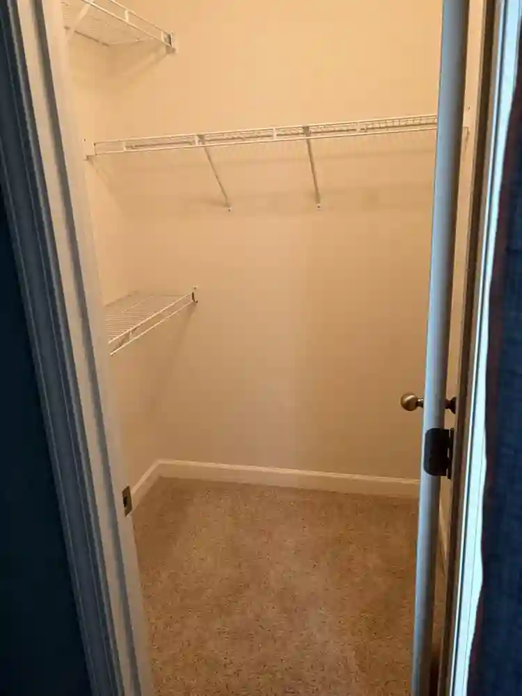 Master bedroom/Private Bath