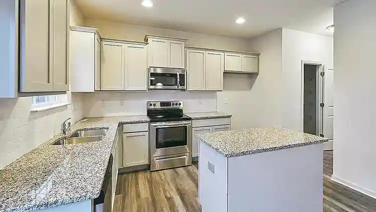 4 BR in Clayton
