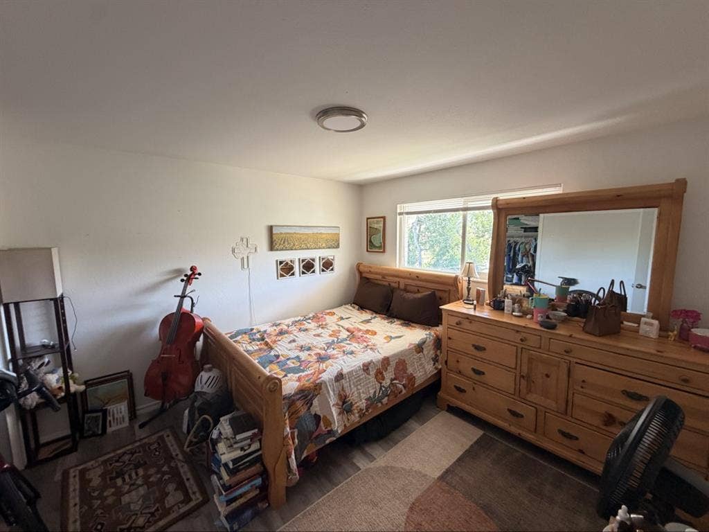 Need a roommate in Golden