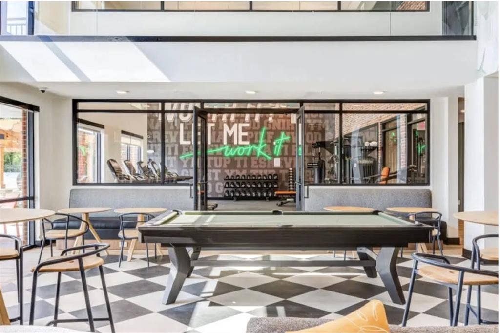 Sublease Available - SHV