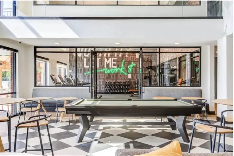 Sublease Available - SHV