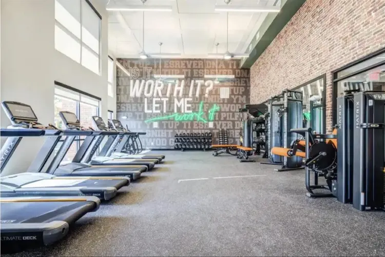 Sublease Available - SHV