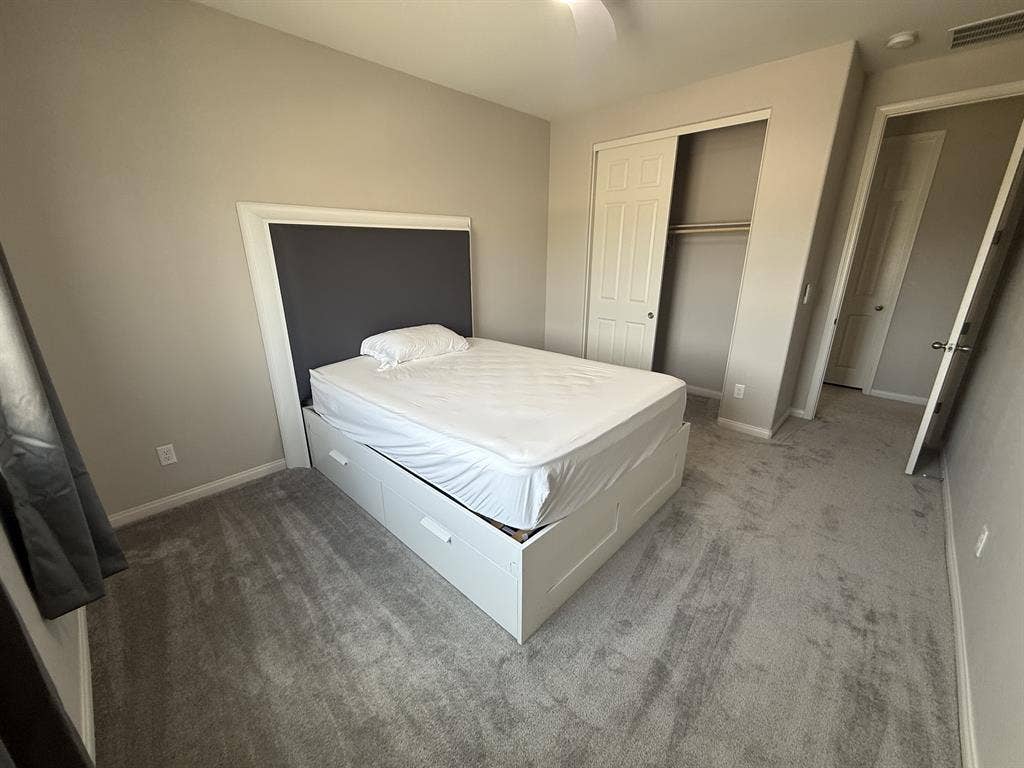 Large Furnished Room w/Shared Bath