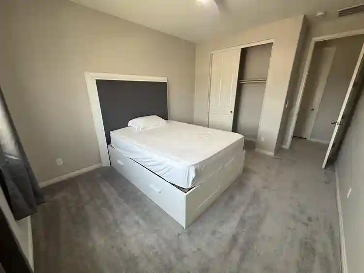 Large Furnished Room w/Shared Bath