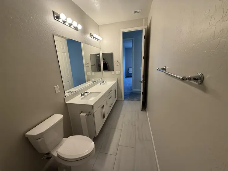 Large Furnished Room w/Shared Bath