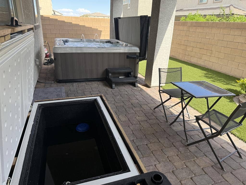 Large Furnished Room w/Shared Bath